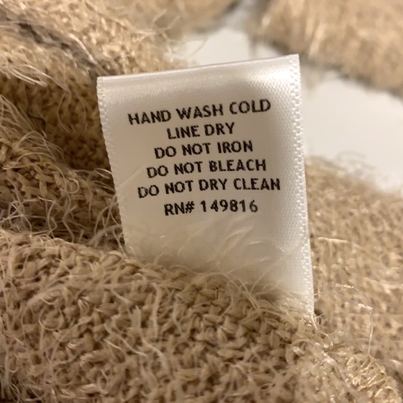 Fuzzy Cropped sweater top beige neutral - Picture 8 of 13